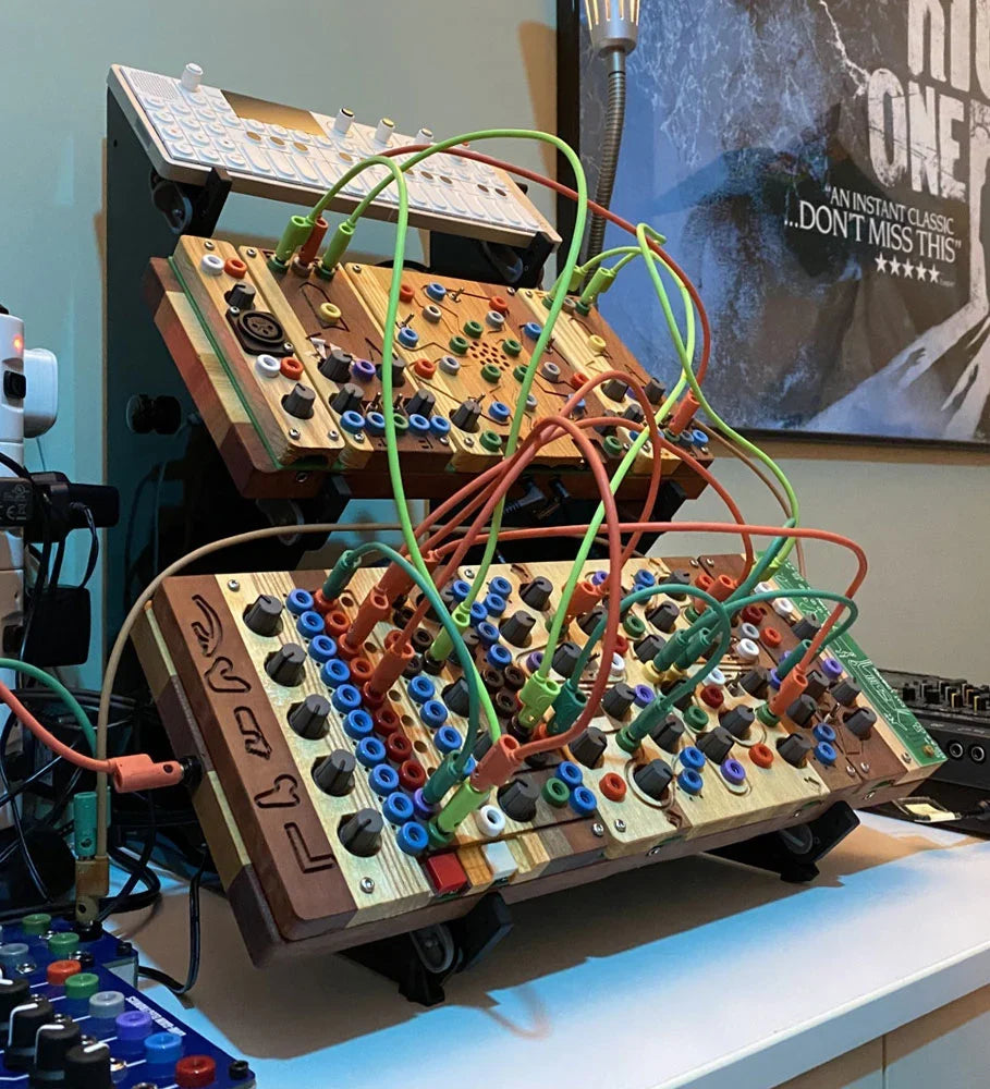 How to pick the right SynthRISE stand for your gear