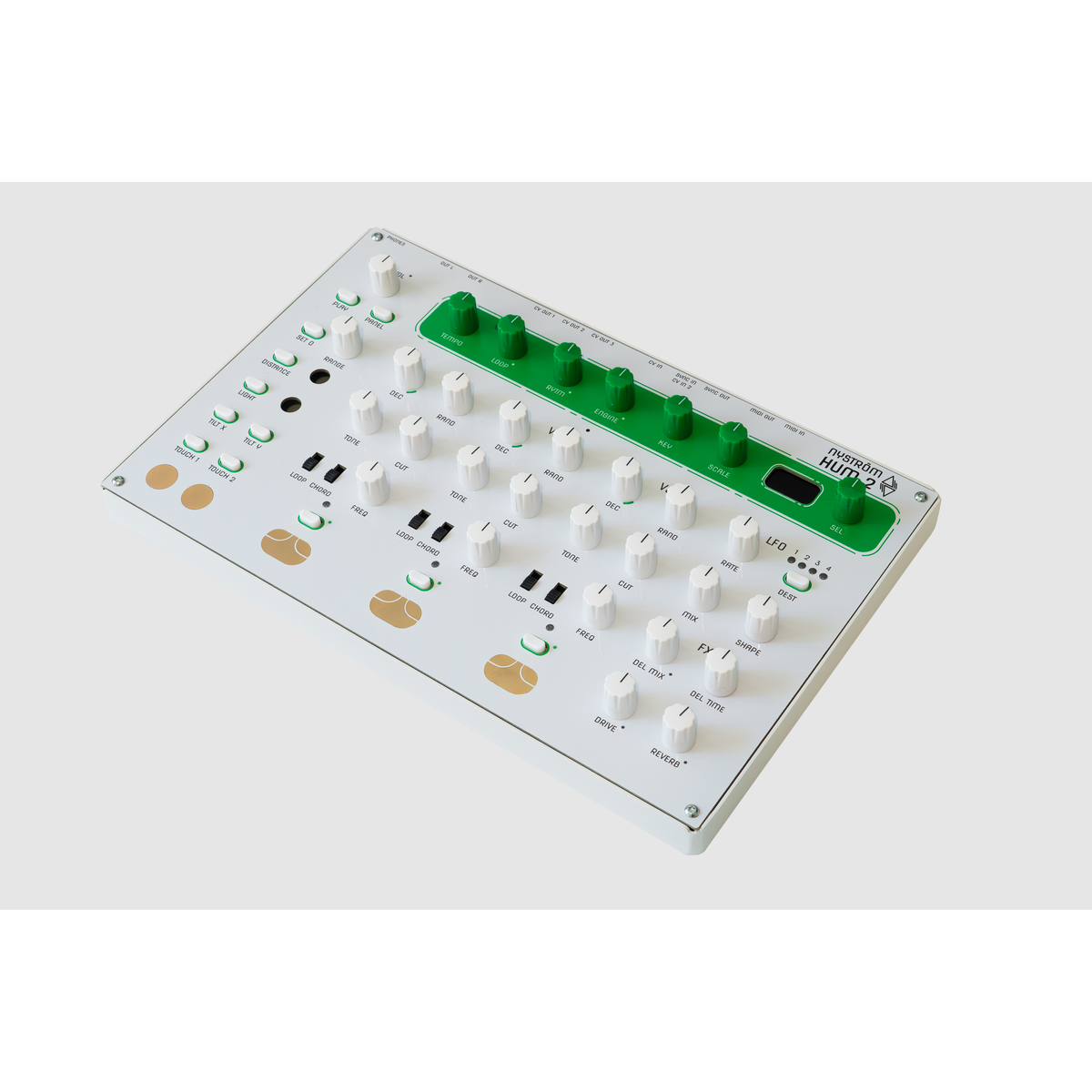 Nyström HUM 2 de biais, avec ses potentiomètres, interrupteurs et pads tactiles en laiton