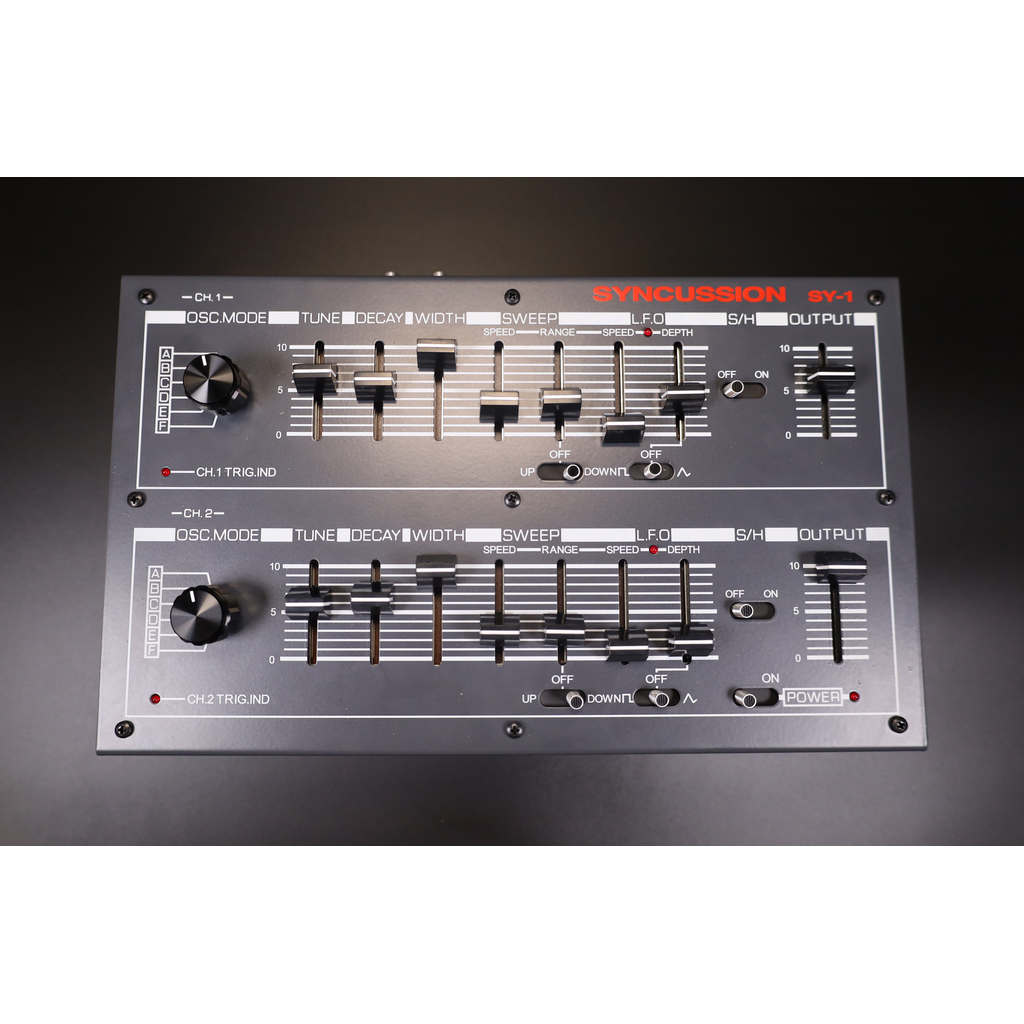 Michigan Synth Works SY-1 drum synthesizer top panel