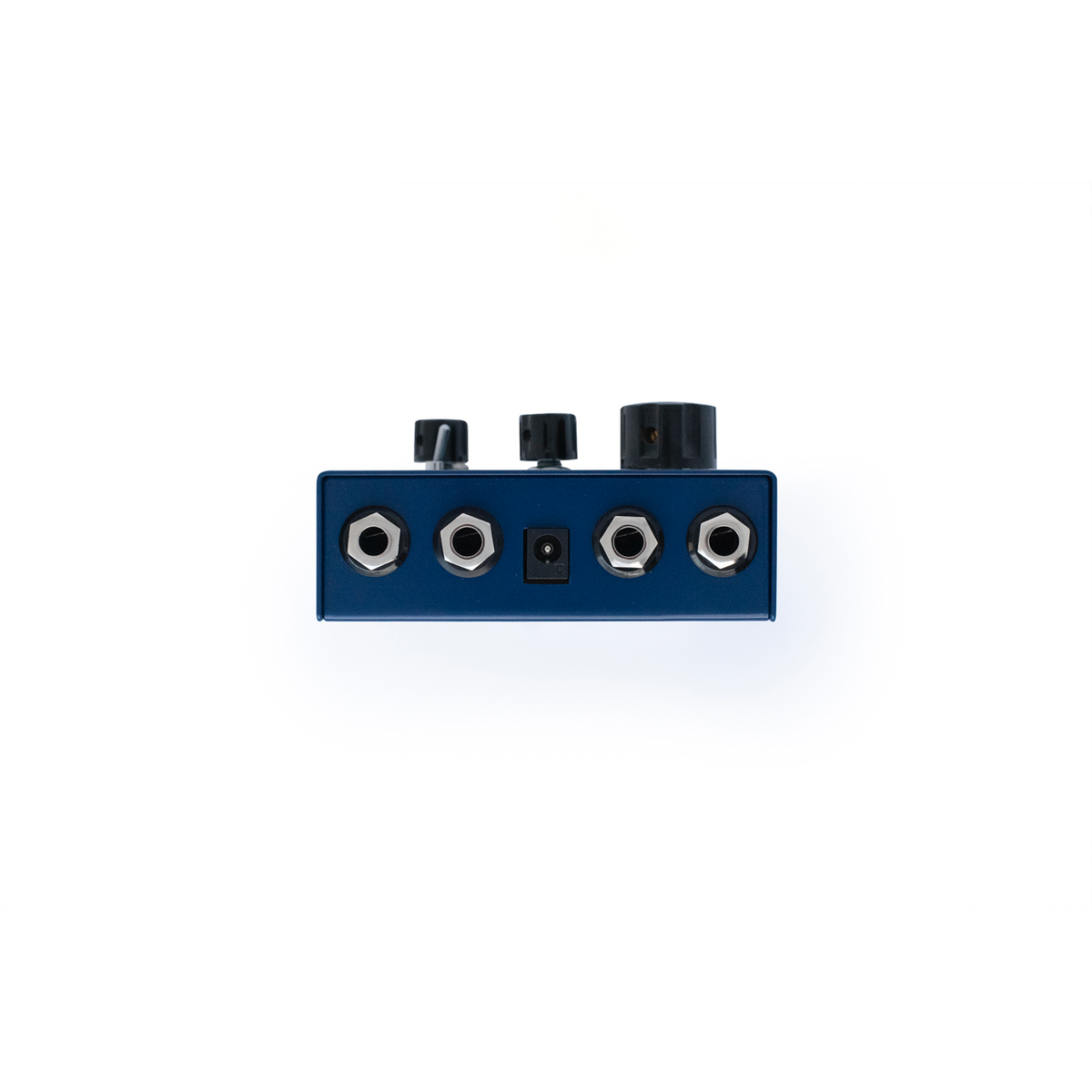 Dreadbox Darkness reverb pedal rear panel